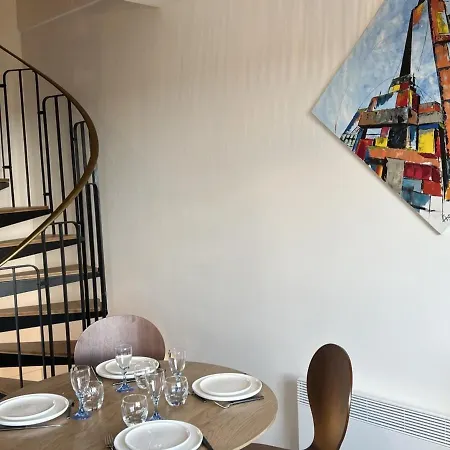 : Duplex Renove 2 Pieces, Acces Direct Plage, Fibre, Parking, Cuisine Equipee, 4 Pers. - Fr-1-487-351 Apartment Cabourg